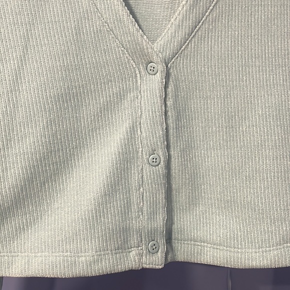 COPY - Alo Yoga Chenille Chalet Cardigan - Picture 5 of 6